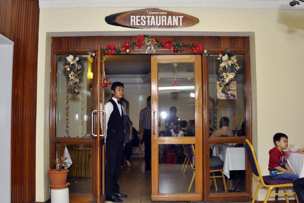 Panorama Hotel Yangon Exterior foto